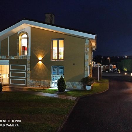 Apartamentos Puerta De 기욘 외부 사진
