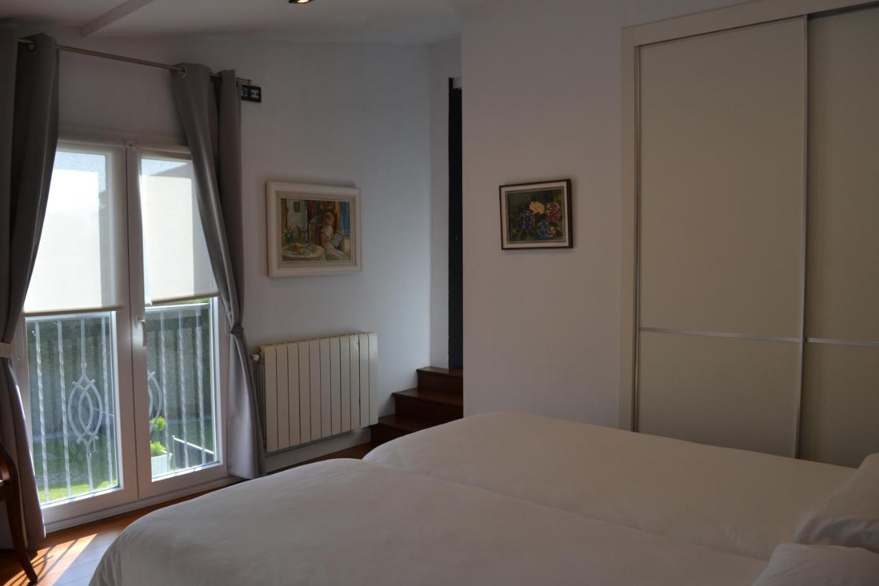 Apartamentos Puerta De 기욘 외부 사진