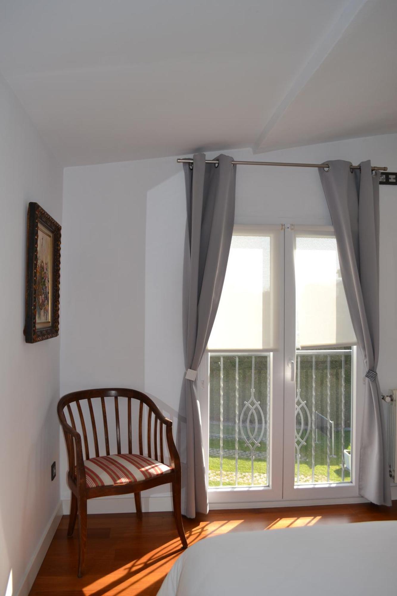 Apartamentos Puerta De 기욘 외부 사진