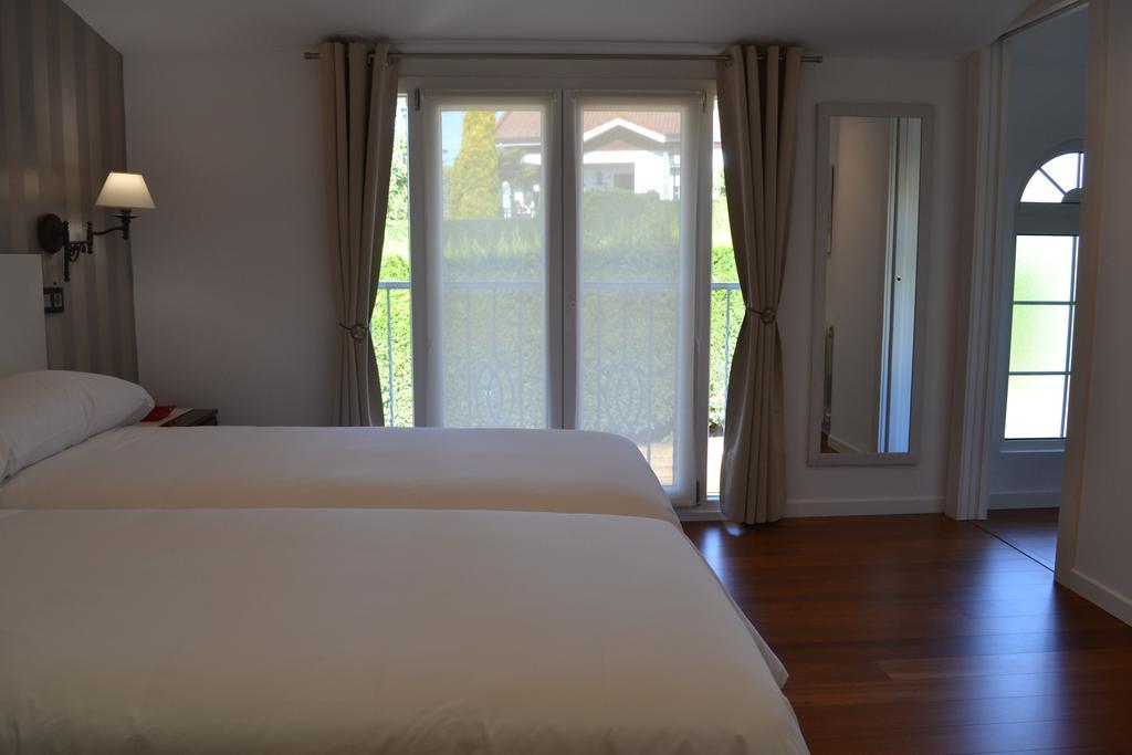 Apartamentos Puerta De 기욘 외부 사진